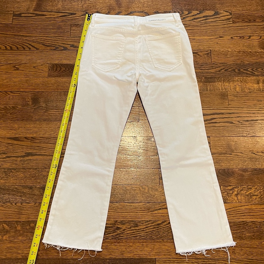 Current/Elliott Cropped White Jeans - Picture 10 of 13